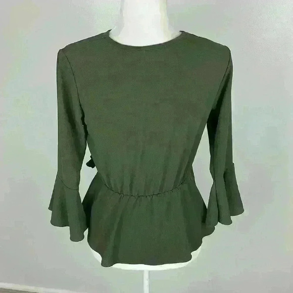 Boohoo Dark Green V-Neck Bell Sleeve Blouse Size S/M - Picture 4 of 8